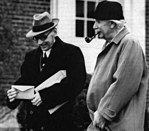 کورت گودل در کنار آلبرت اینشتین